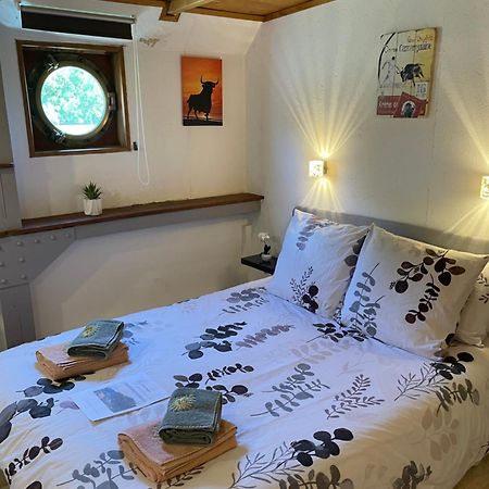 Peniche Le Pescalune - Chambre D'Hotes Арл Екстериор снимка