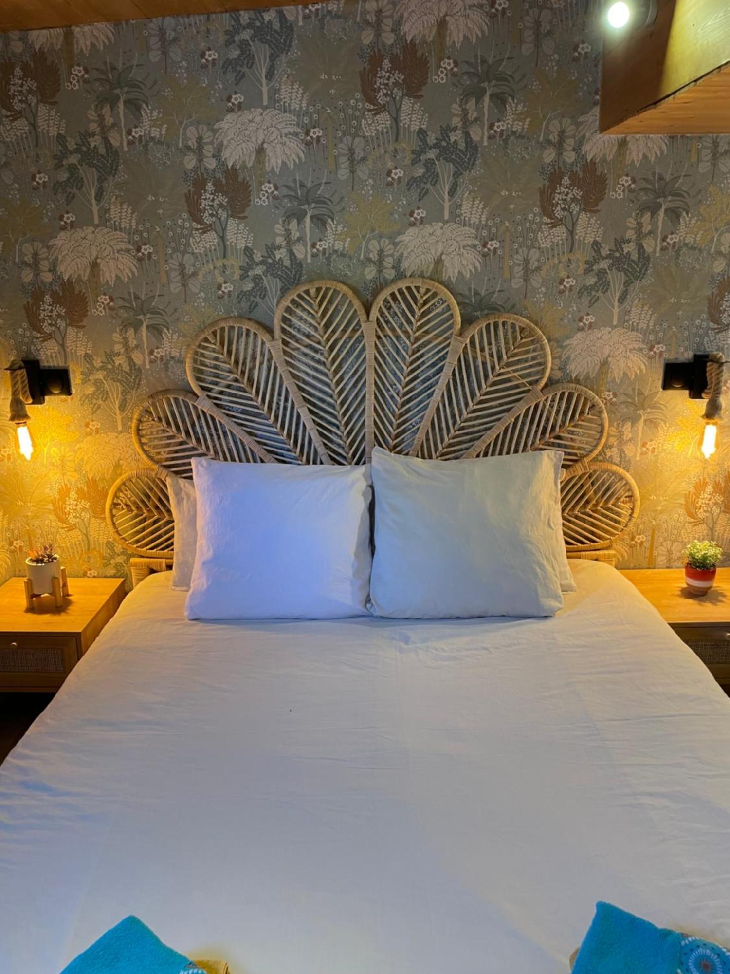 Peniche Le Pescalune - Chambre D'Hotes Арл Екстериор снимка