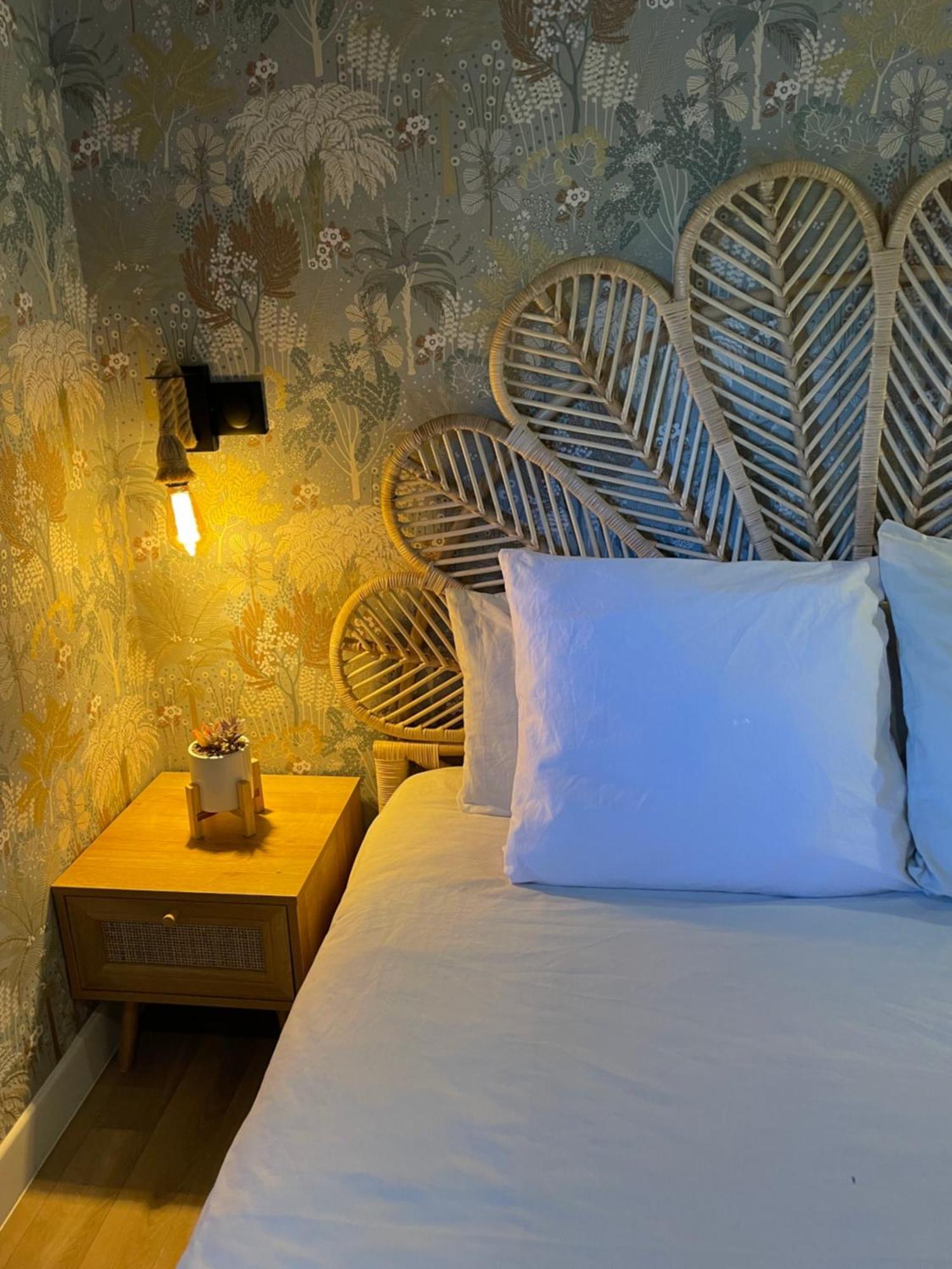 Peniche Le Pescalune - Chambre D'Hotes Арл Екстериор снимка