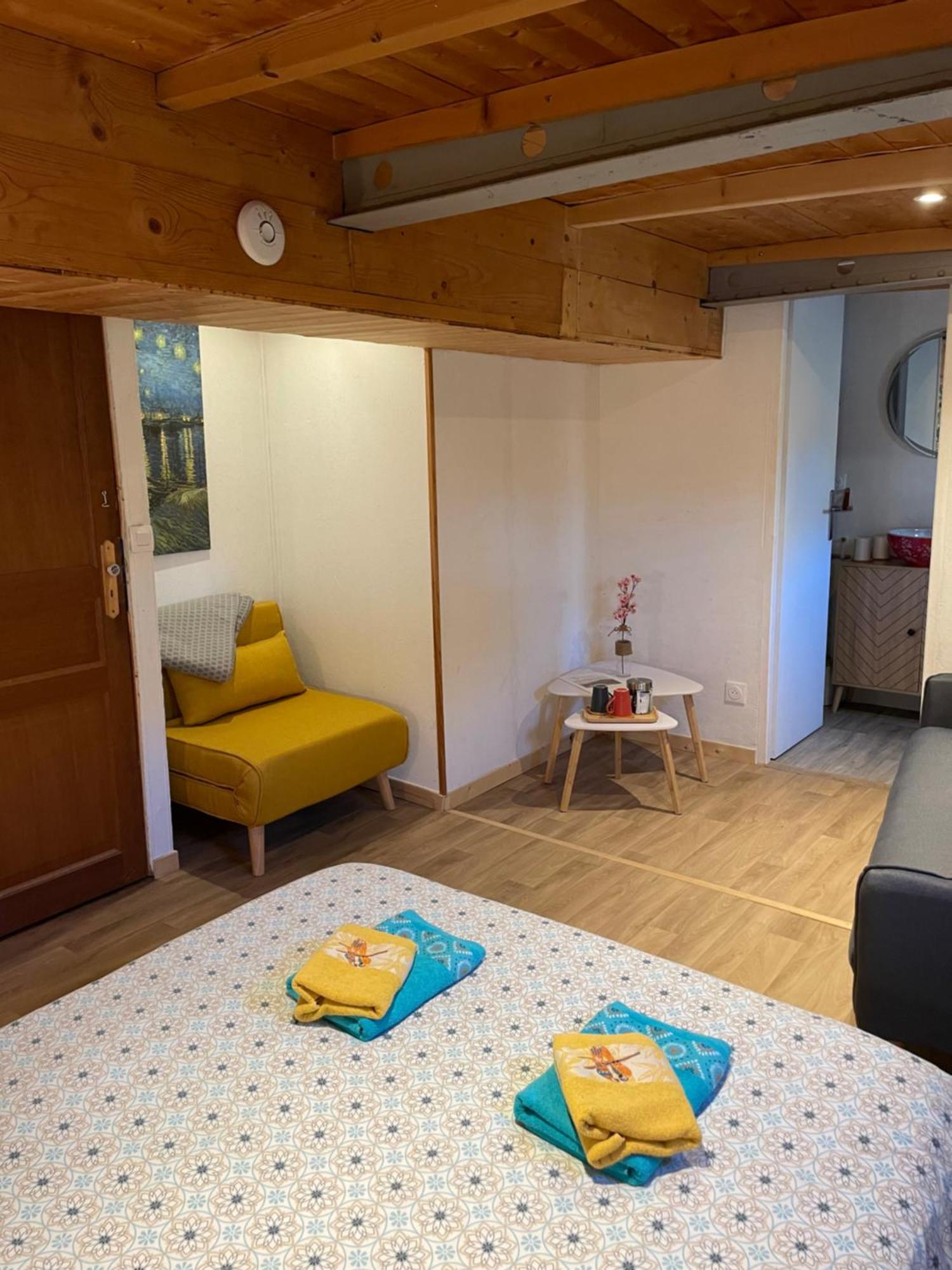 Peniche Le Pescalune - Chambre D'Hotes Арл Екстериор снимка